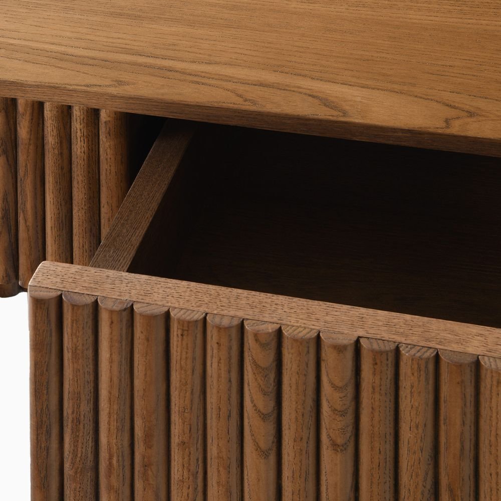 Finni center Table - Image 3