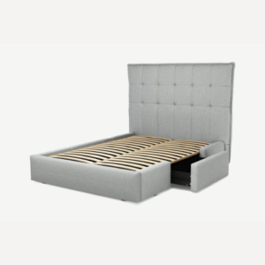 Wynsum Upholstered Bed