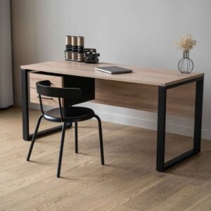 Bravura Desk